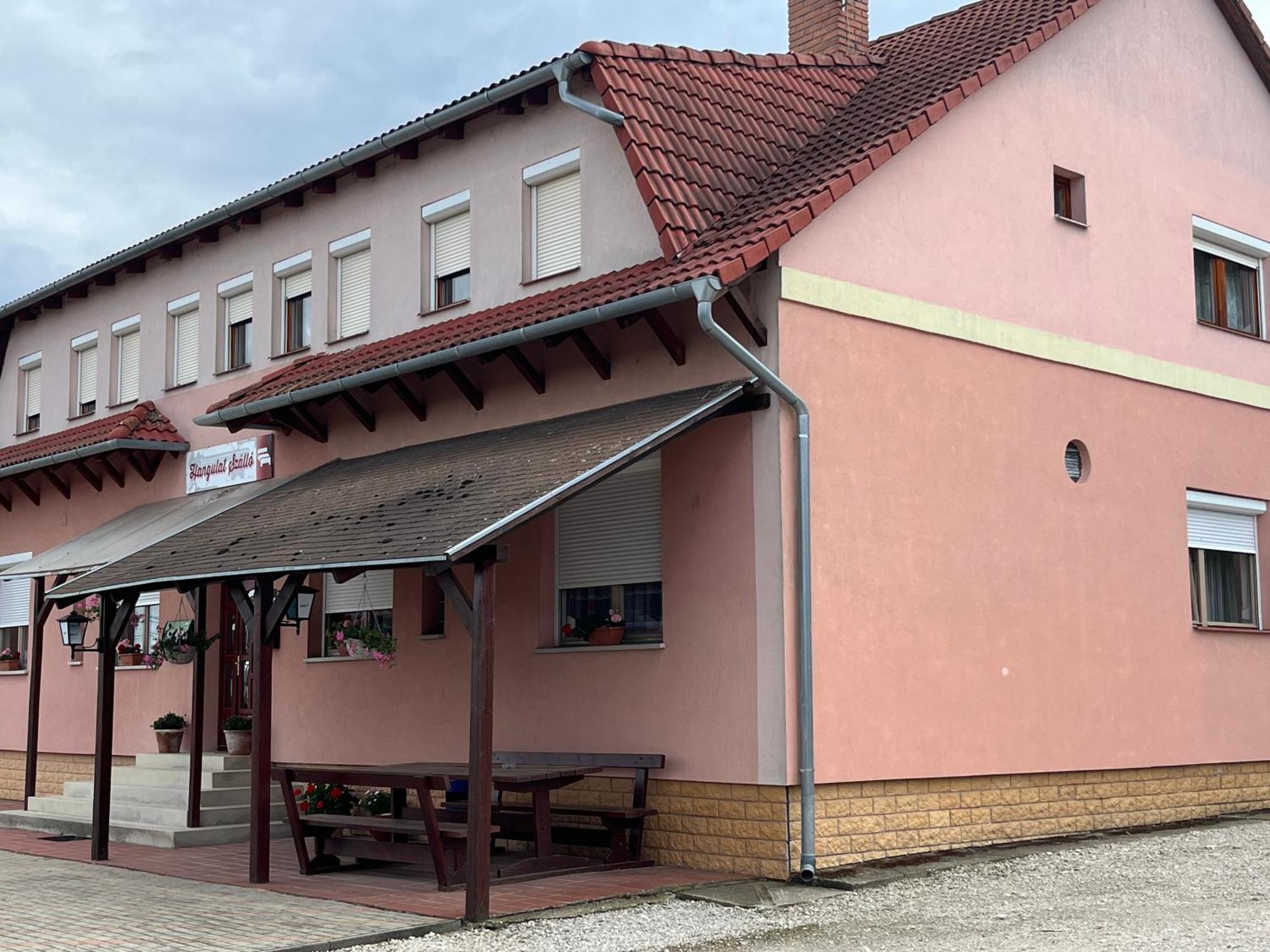 Hangulat Szálló Zalaszentbalazs Kültér fotó